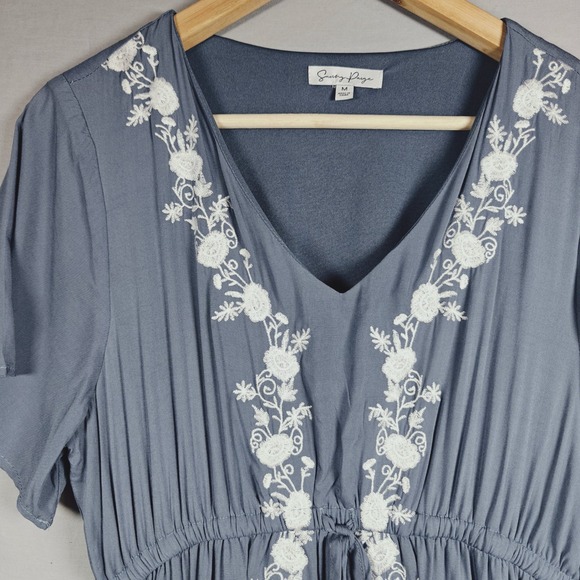 Saving Paige Blue Floral Embroidered V-Neck Empire Waist Maxi Dress Medium - Picture 4 of 12